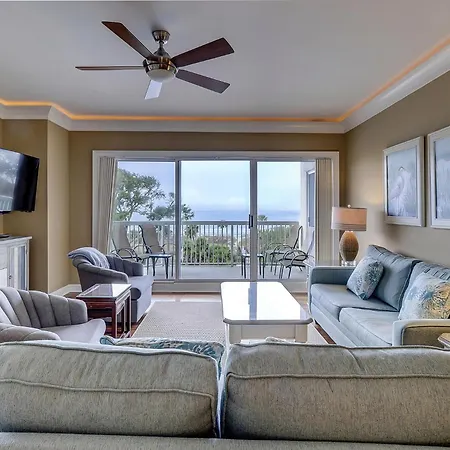 404 Barrington Arms Villa